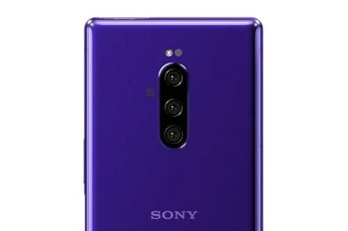 Cụm 3 camera 12 MP phía sau