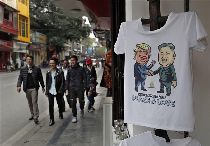 Báo Hàn Quốc ấn tượng về không khí chào đón thượng đỉnh Mỹ - Triều của Việt Nam