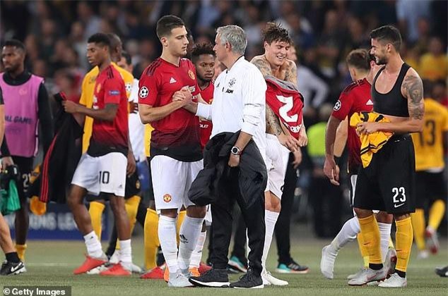  Sao trẻ bày tỏ tình cảm với M.U