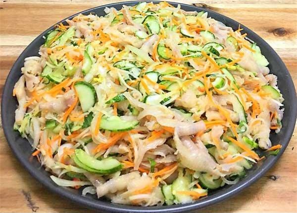 Cách làm món nộm chân gà rút xương vừa ngon lại đơn giản