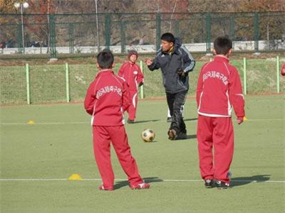 Nhà lãnh đạo Kim Jong Un và tham vọng đào tạo 'Messi' cho Triều Tiên