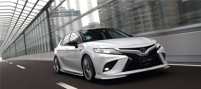 Toyota Camry 2019 bản độ Artisan Spirits: Đẹp và đậm chất Lexus