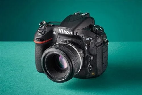 =6. Nikon D810 (97 điểm).