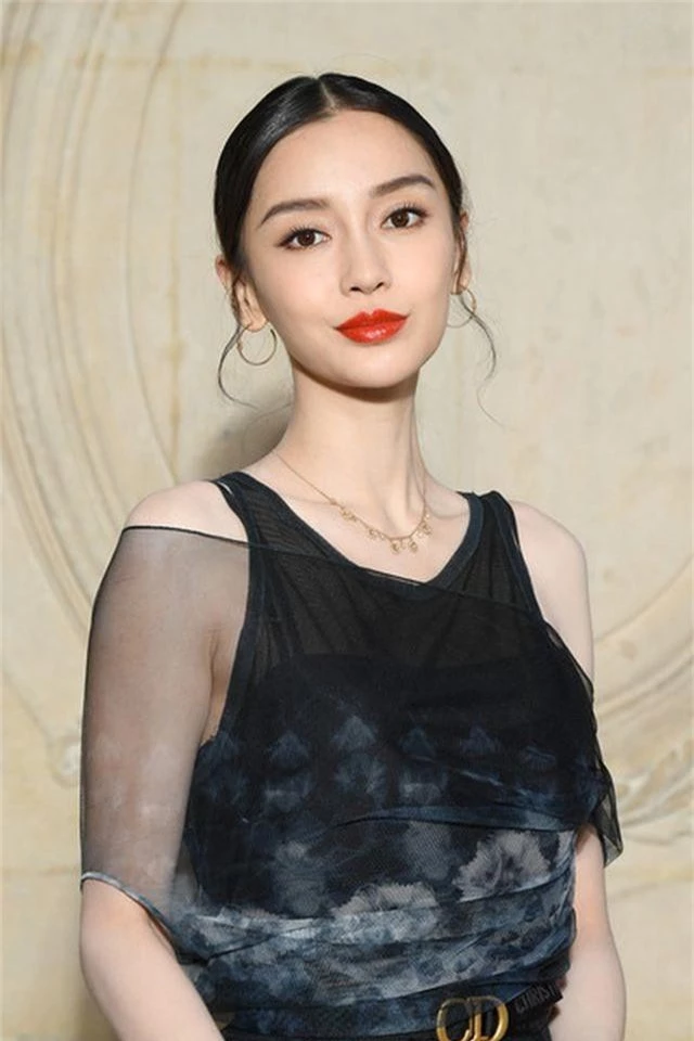 Angelababy đọ sắc với Jennifer Lawrence - 4