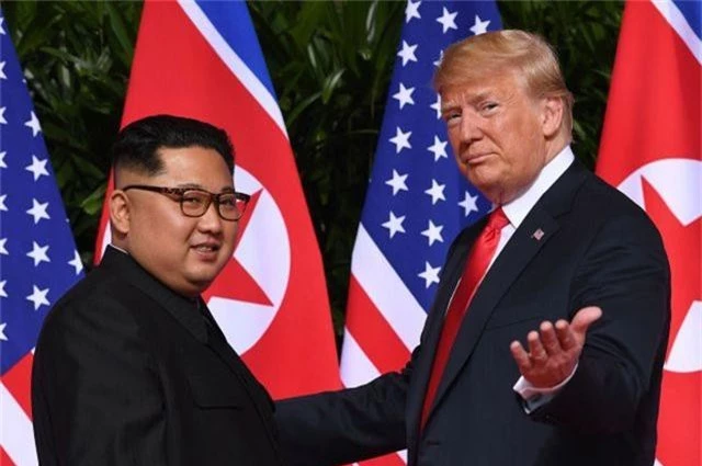 Nhà Trắng thông báo lịch làm việc hôm nay của Trump và ông Kim Jong-un tại Hà Nội - 1