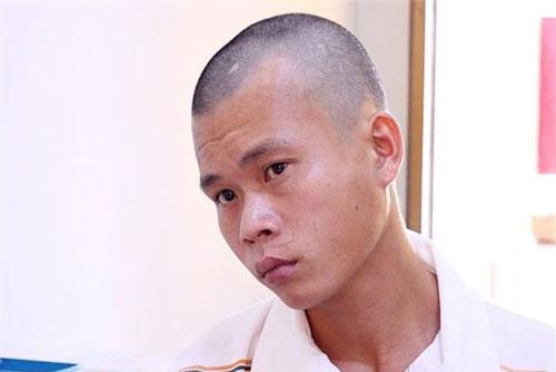 Nhậu về lớn tiếng lúc nửa đêm, cha bị con trai đánh chết