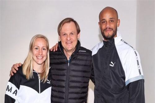 Chia tay Nike, Man City kí hợp đồng tài trợ chỉ kém M.U