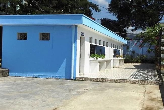 Một nhà vệ sinh trường học "5 sao" ở Quảng Ninh kinh phí do phụ huynh đóng góp xây dựng (Ảnh: TL)