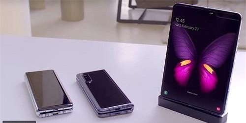 Điện thoại có thể gập lại của Samsung là mối đe dọa thực sự đối với iPhone?