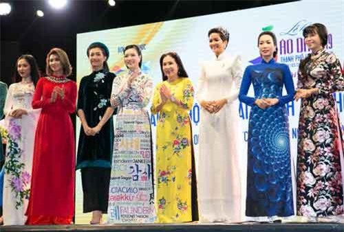 H’Hen Niê trở thành đại sứ cho Lễ hội Áo dài TP.HCM 2019