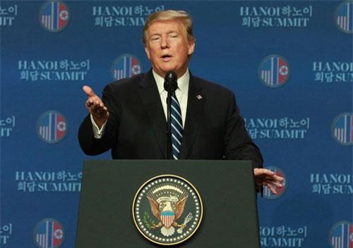 Tổng thống Trump: Chúng tôi chưa sẵn sàng để dỡ bỏ biện pháp trừng phạt để đổi lấy phi hạt nhân hóa Triều Tiên
