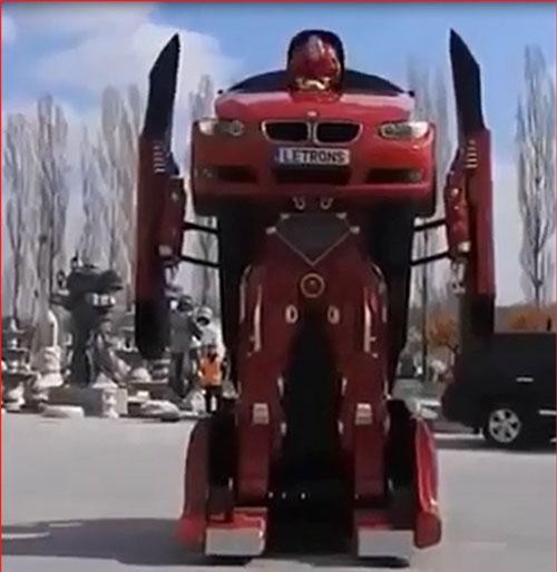 CLIP: Độc đáo những chiếc xe có khả năng... biến thành người máy