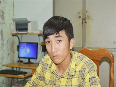 Cà Mau: 2 anh em ruột dùng xe máy trộm được đi giật điện thoại