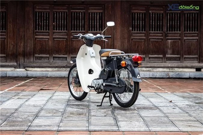 Diện kiến Honda Super Cub C70 “Dame” nguyên bản tại Hà Nội ảnh 24