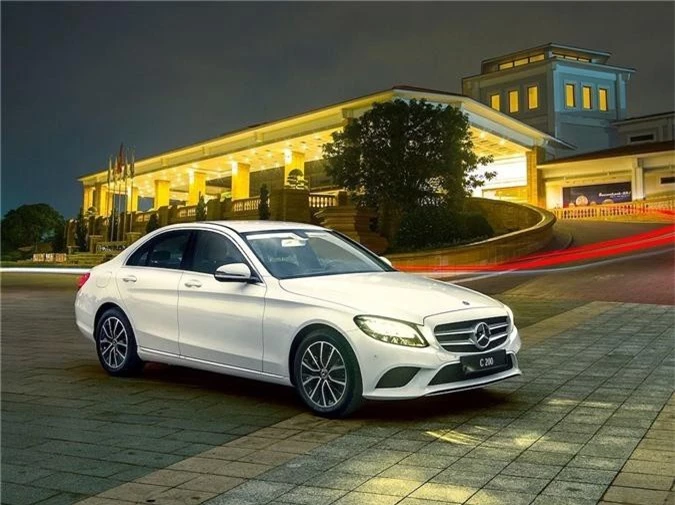 Động cơ xăng-điện EQ Boost trên Mercedes C-Class vừa ra mắt có gì hay? ảnh 1