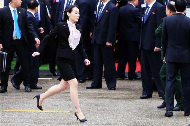Những phụ nữ quyền lực tháp tùng Chủ tịch Triều Tiên tới Việt Nam là ai?