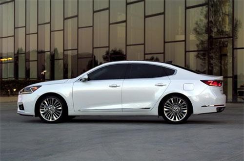 Ngắm Kia Cadenza 2019: Động cơ V6, giá gần 800 triệu