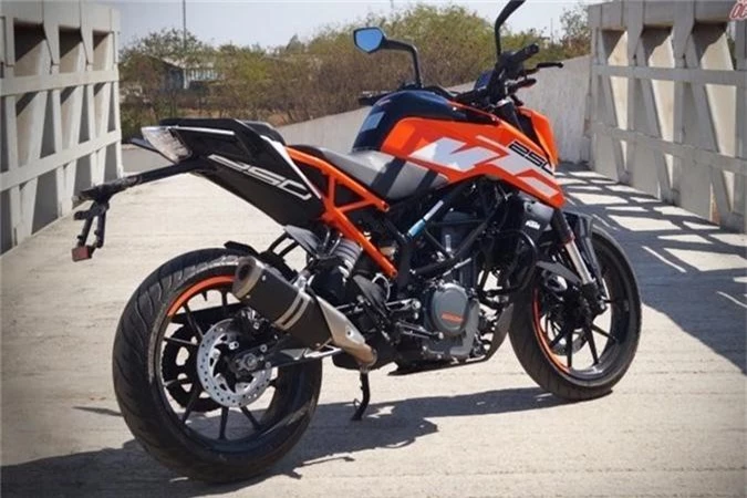 KTM Duke 250 ABS 2019 moi chot gia 63,5 trieu dong-Hinh-6