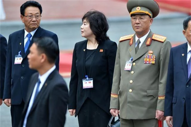 Những phụ nữ quyền lực tháp tùng Chủ tịch Triều Tiên tới Việt Nam là ai? - 15