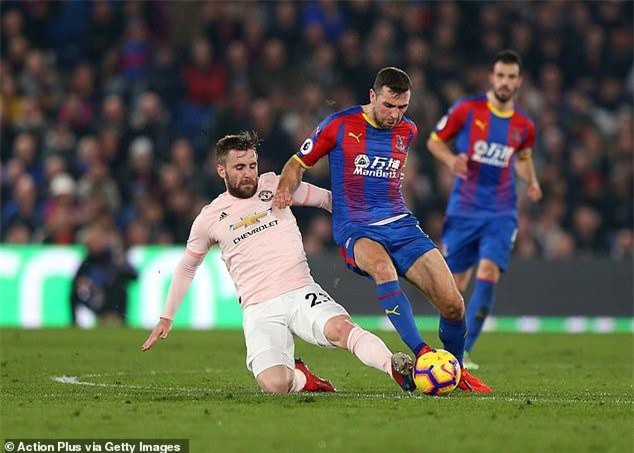 M.U - Southampton: Chẻ tre qua đốt