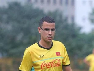 VFF chia tay HLV thể lực người Brazil trước ngày U22 Việt Nam hội quân