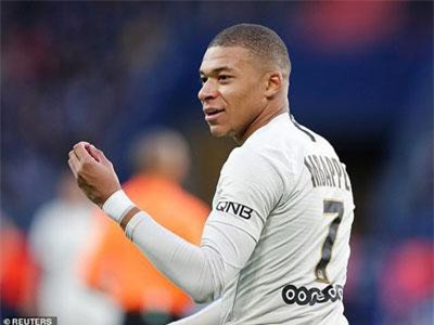 Mbappe tỏa sáng, PSG chiến thắng trước màn tái đấu với MU