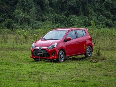 Toyota Việt Nam khuyến mãi lớn cho khách mua xe Vios, Corolla, Innova và Wigo