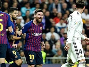 Ramos nói gì về tình huống 'vung tay' vào mặt Messi ở Siêu kinh điển?
