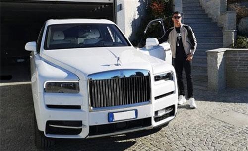 Rolls-Royce Cullinan mới của Ronaldo.