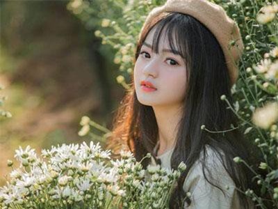 Nhan sắc xinh đẹp của thiếu nữ bất ngờ nổi tiếng nhờ một bức ảnh