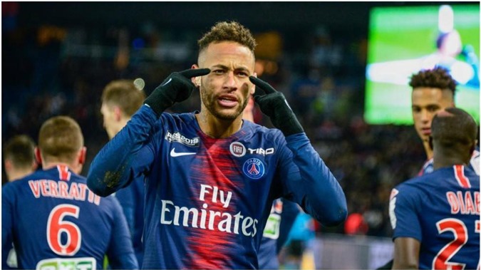 Neymar bất ngờ “đong đưa” với cả Real và Barca