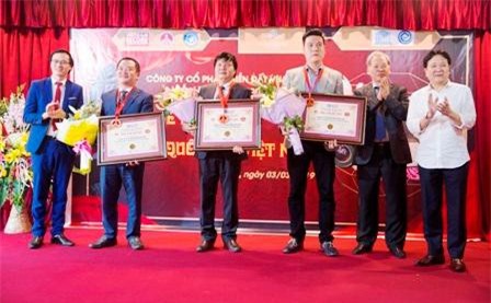 Khu du lịch sinh thái Paragon Hill đón nhận 3 kỷ lục Việt Nam