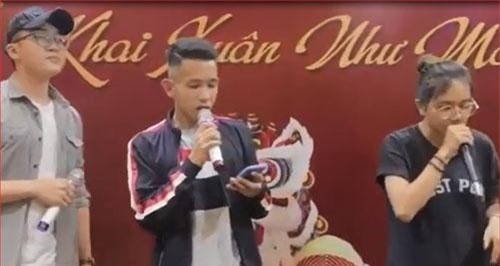 CLIP: Hồng Duy 'đốn tim' fan bằng ca khúc HongKong 1