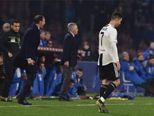 Sôi tiết, Cris Ronaldo quát cả HLV Allegri