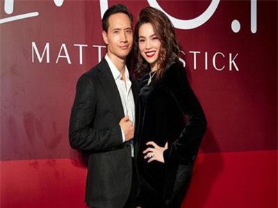 Hồ Ngọc Hà xuất hiện sang chảnh, tay trong tay tình tứ cùng Kim Lý