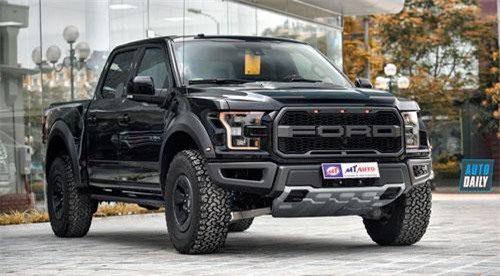 'Soi' xe bán tải Ford F-150 Raptor 2019 giá hơn 4 tỷ tại Hà Nội