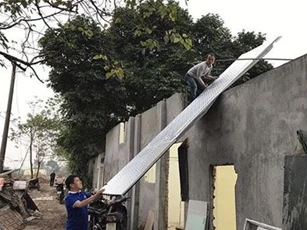 CLIP: Người dân Mỹ Đình hối hả dọn nhà nhường đất làm đường đua F1