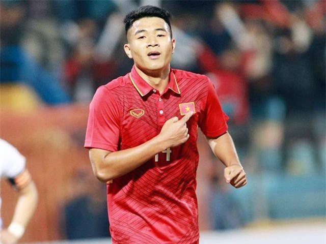 Tranh cãi chuyện HLV Park Hang Seo ưu ái Đức Chinh