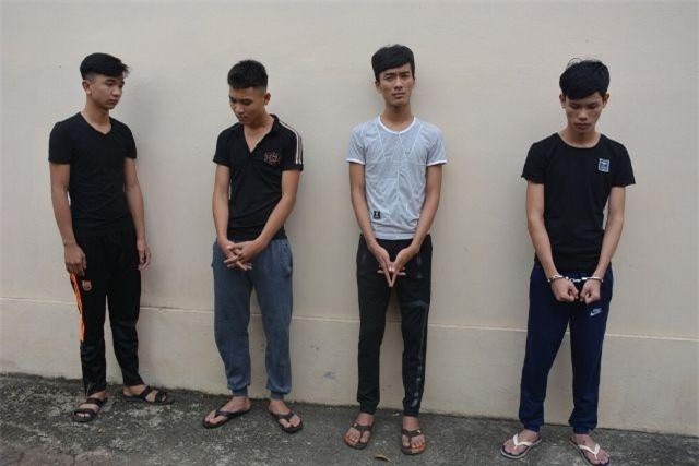 Khởi tố 4 đối tượng cho vay nặng lãi, dùng hung khí đòi nợ thuê ở Quảng Nam