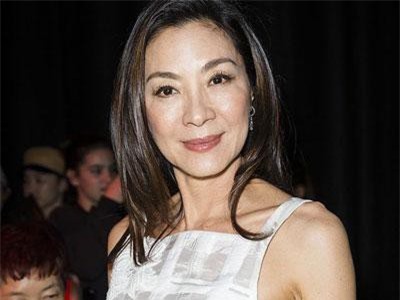 Dương Tử Quỳnh liên tục được khen mặc sang trọng