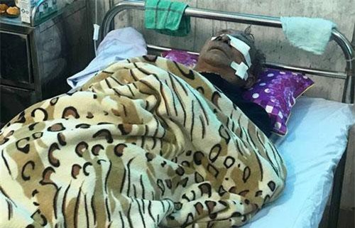 Vụ thầy bói chém hàng xóm: Bàng hoàng giây phút hung thủ cầm dao truy sát cả nhà