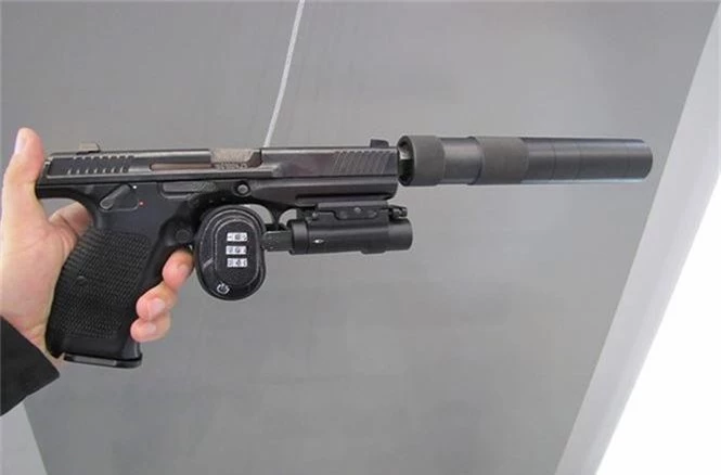 Bất ngờ dàn vũ khí mới của nhà sản xuất súng AK - ảnh 2