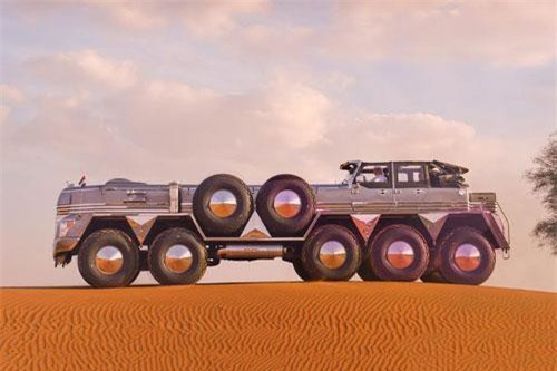 CLIP: Chiếc xe 10 bánh cực độc của tỷ phú Ả-rập