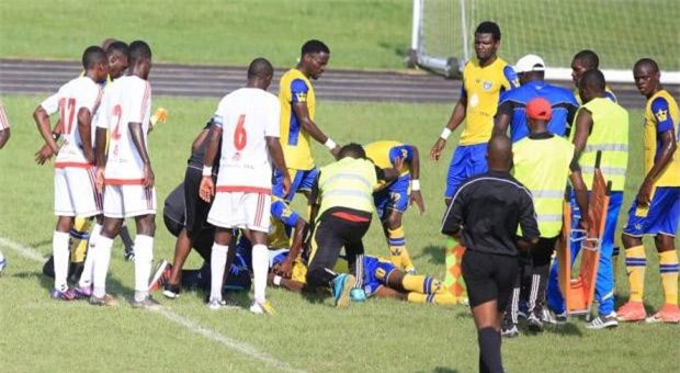 Tranh chấp bóng bổng, một cầu thủ Gabon thiệt mạng