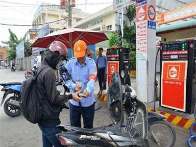 Doanh nghiệp nhập '0 đồng' tiền xăng trong 2 tháng đầu năm