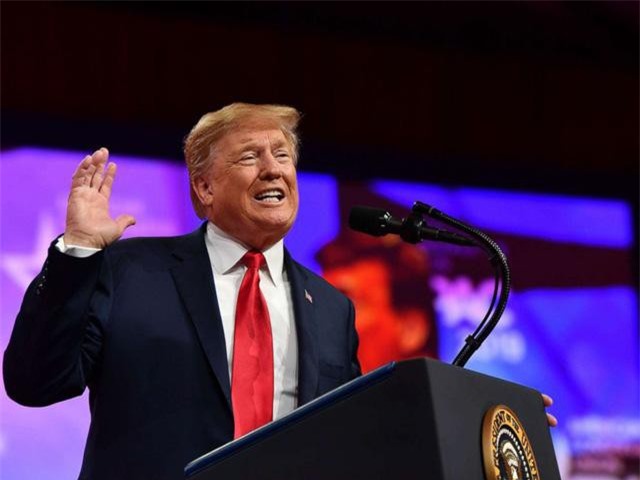 Tổng thống Mỹ Trump đang có bao nhiều tiền?