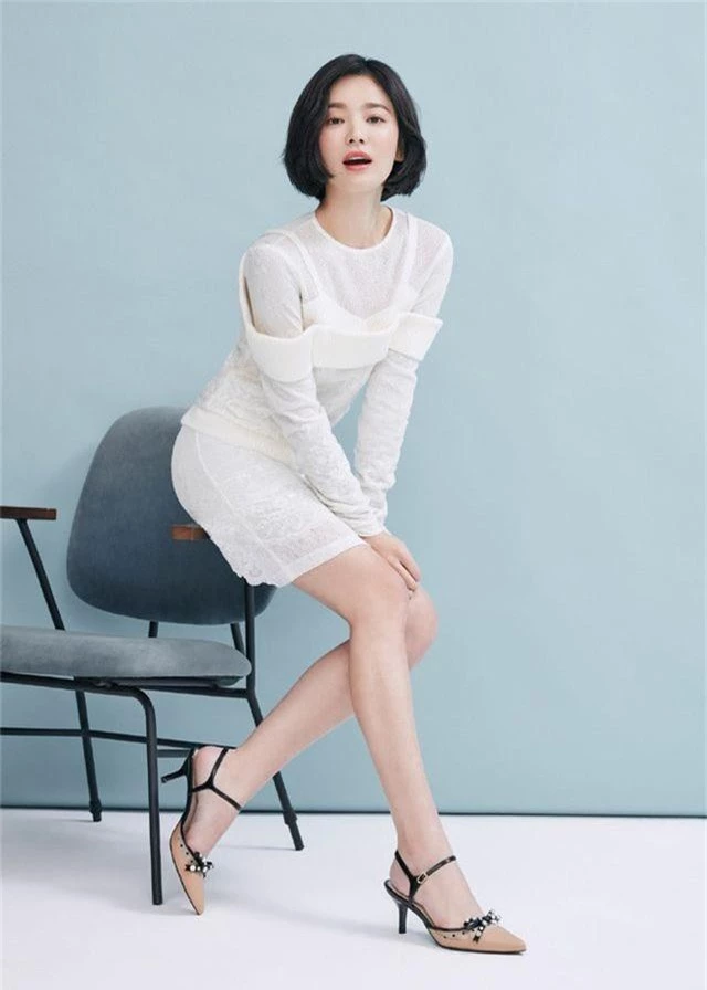 Phớt lờ tin đồn ly hôn, Song Hye Kyo “đốn tim” cư dân mạng với loạt ảnh đẹp lung linh - 6