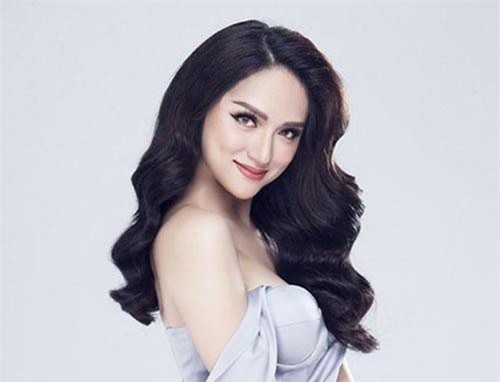 Lọt top 50 người phụ nữ ảnh hưởng nhất Việt Nam, Hương Giang nói gì?