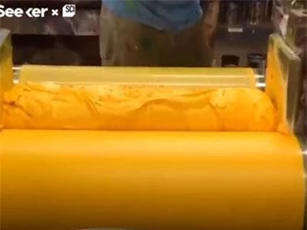 CLIP: Đã mắt với quy trình sản xuất đậm chất nghệ thuật của màu sơn dầu