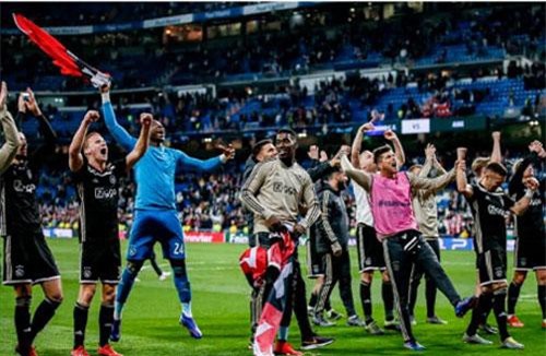 Luis Suarez “xát muối” vào nỗi đau của Real